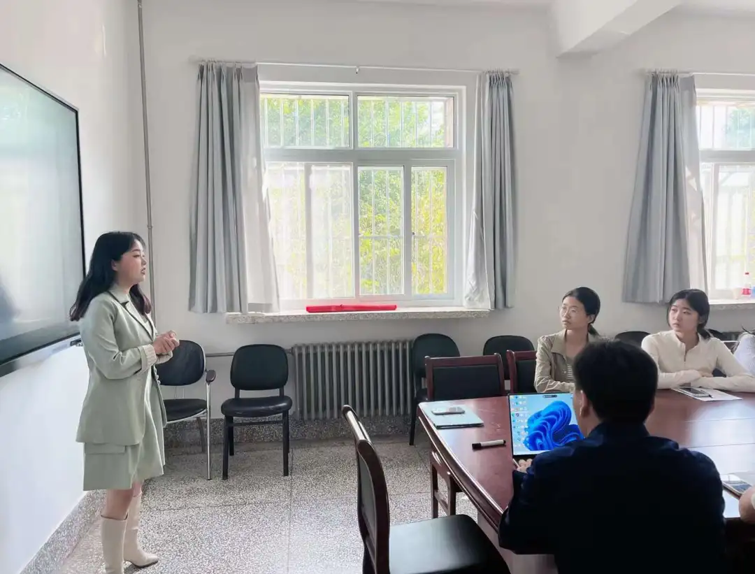 青大思政大課堂“青知海聲”研習(xí)班見面會 青大思政大課堂“青知海聲”研習(xí)班見面會